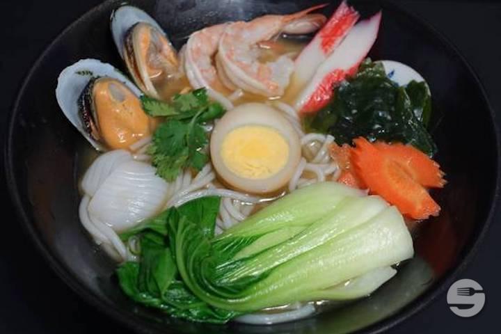 203. Ramen Seafood - Yummy Sushi