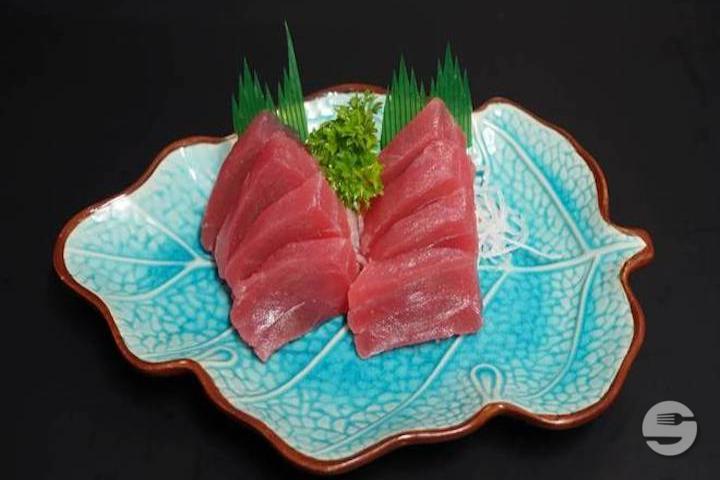 82. Sashimi Tuna - Yummy Sushi