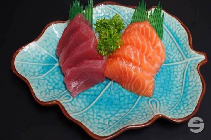 83. Sashimi Tuna & Salmon - Yummy Sushi