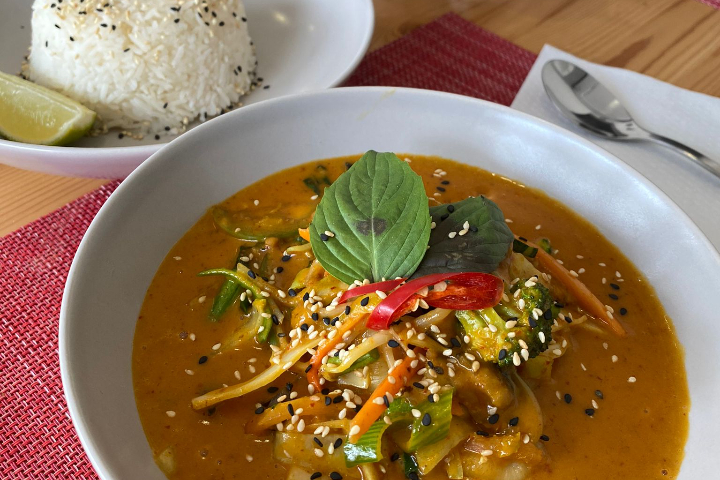 Erdnuss Curry - Asian Wok