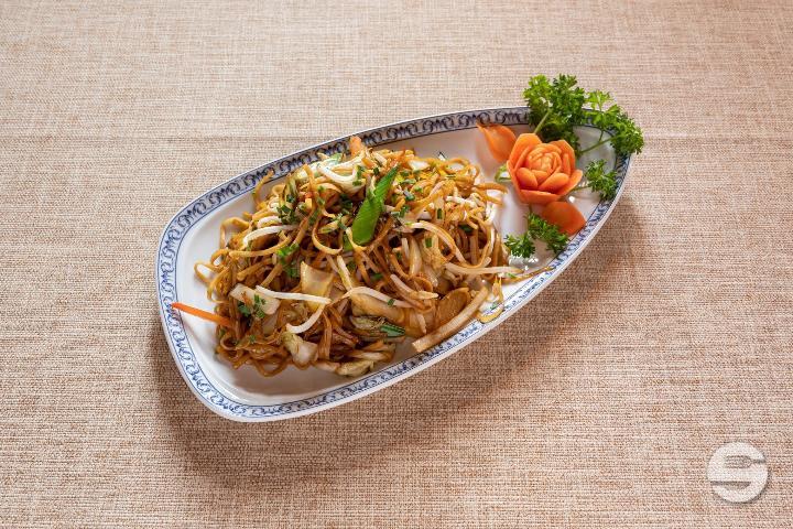 98. Nouilles Sautées aux Légumes - Yong He Café du Rondeau