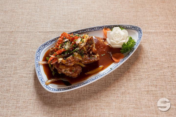 46. Travers de Porc à la Sauce Pékinoise - Yong He Café du Rondeau