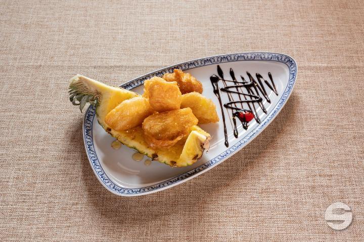 114. Beignet d'Ananas - Yong He Café du Rondeau