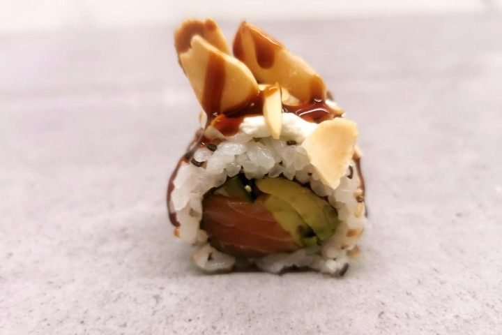 Hentõ Roll - Ronin Sushi & Japanese Cuisine