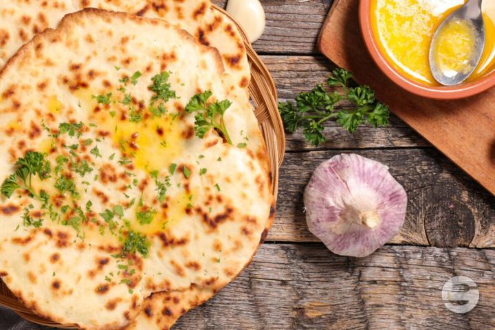 Naan Gruyère - Mumbai Bar