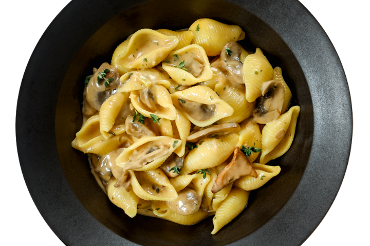 Conchiglie ai funghi aux truffe (Conchiglie aux champignons et truffe) -VÉGÉTARIENNE - Blaqk Business