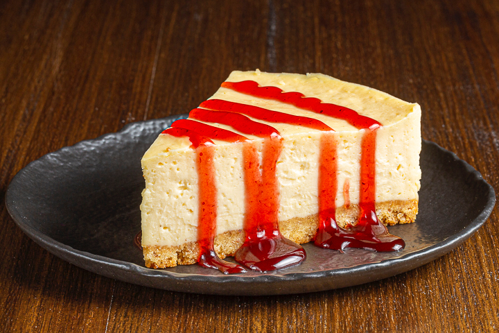 Cheesecake à la vanille au coulis de fraise SANS GLUTEN - Blaqk Business