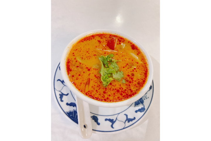 202. Spicy Thai Chicken Soup Tom Yan - Hong Sheng Thaï