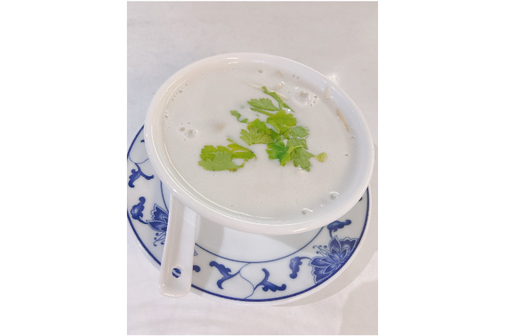 203. Galonga Chicken Soup with Coconut Milk - Hong Sheng Thaï