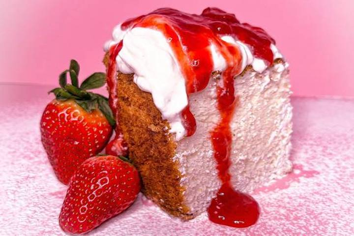 Red Angel ❤️ - Cake Angels