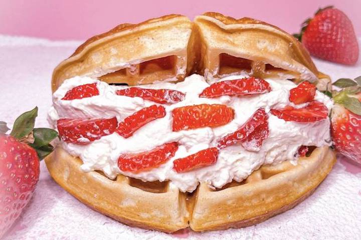 Red Waffle ❤️ - Cake Angels