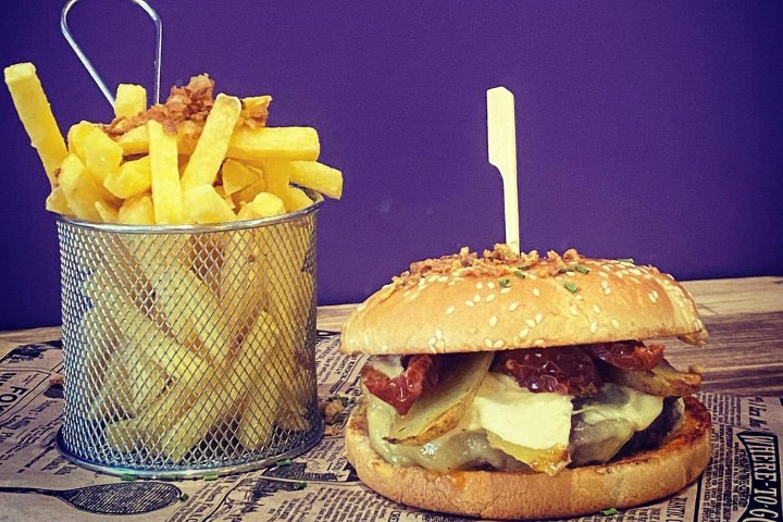 Honeymoon Burger Menu - The Circus
