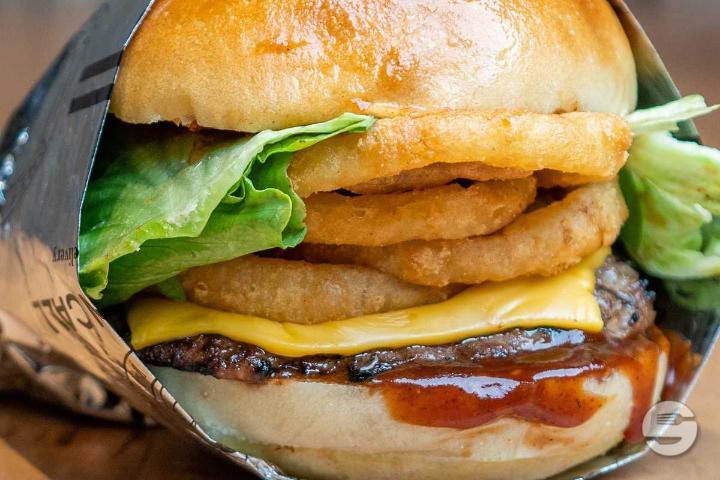 Paris Burger avec Frites - Best of America