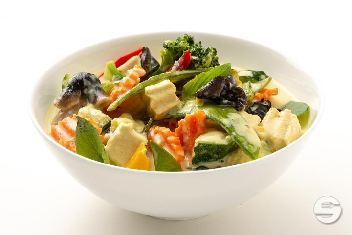 204. Green Curry with Vegetables - Saveurs d'Ailleurs
