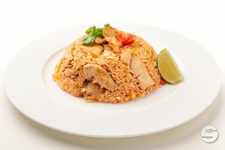 238. Pan Fried Rice with Chicken - Saveurs d'Ailleurs