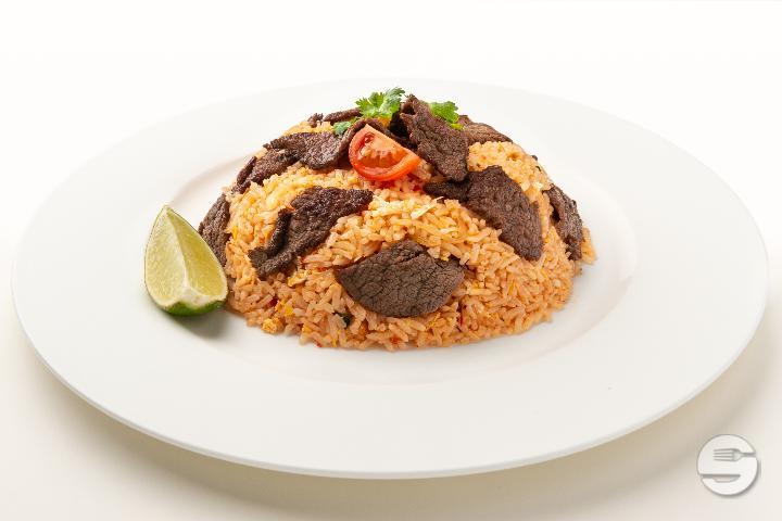 240. Pan Fried Rice with Beef - Saveurs d'Ailleurs