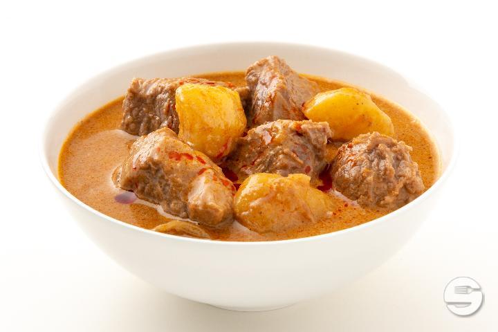 215. Massaman Curry with Beef - Saveurs d'Ailleurs