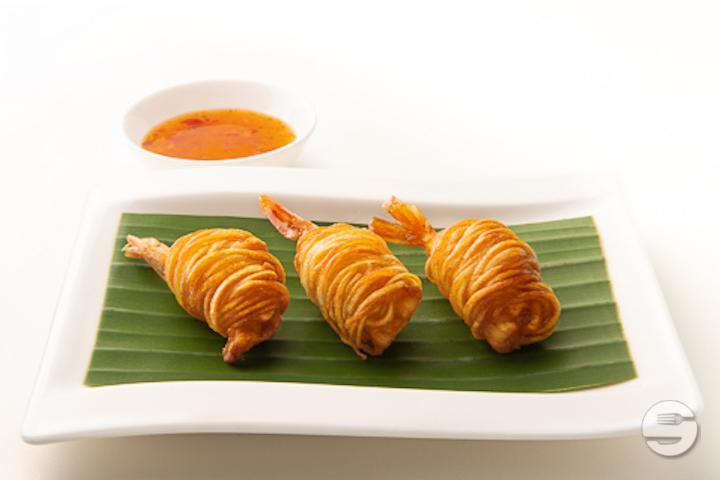 107. 3 Deep Fried Shrimps with Potatoes - Saveurs d'Ailleurs