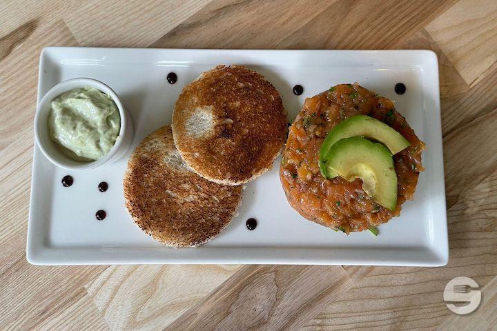 Tartare di Salmone - L'Angolo Della Pizza