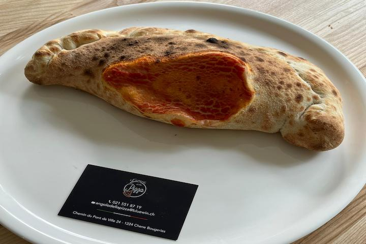 Calzone - L'Angolo Della Pizza
