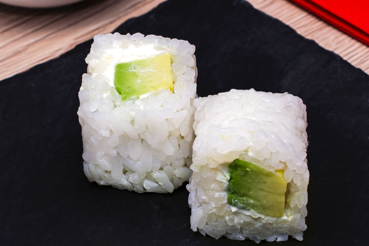 White Maki Avocat Cheese - MoshiMoshi