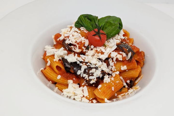 Rigatoni alla Norma - Dario's