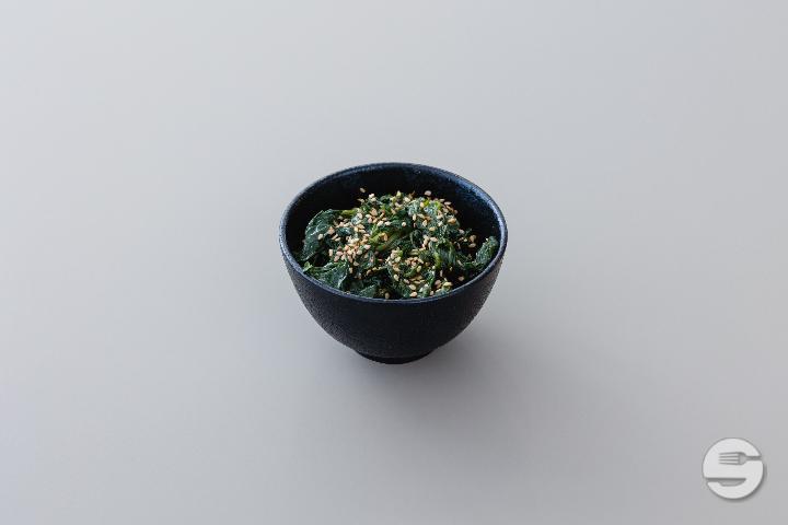 Épinards Sautés au Sésame et Gingembre - Attar