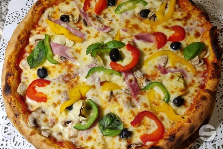 Four Seasons - Pizzeria Napoletana