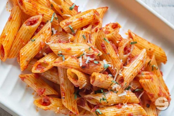 Penne Arabiata - Pizzeria Napoletana