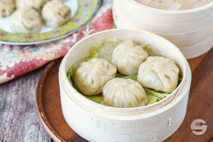Momos Suppe - Everest