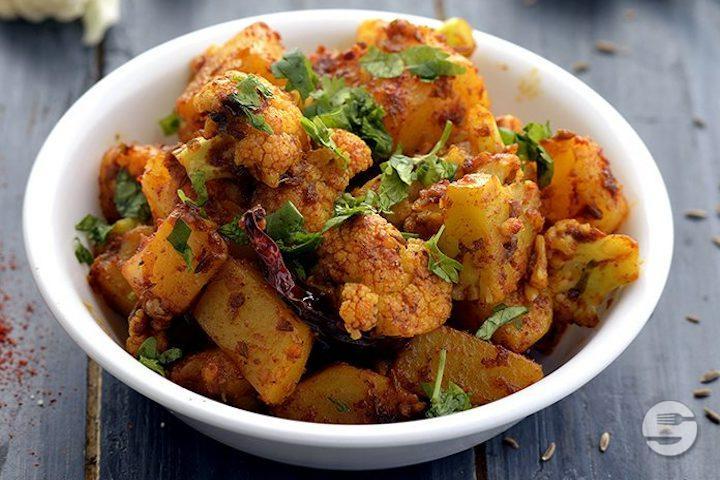 Aloo Ghobhi - Desi Kitchen