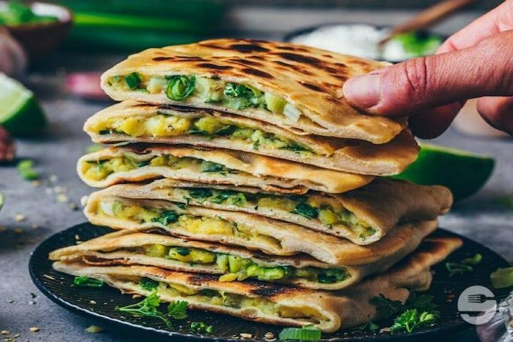 Aloo Paratha Brot - Desi Kitchen