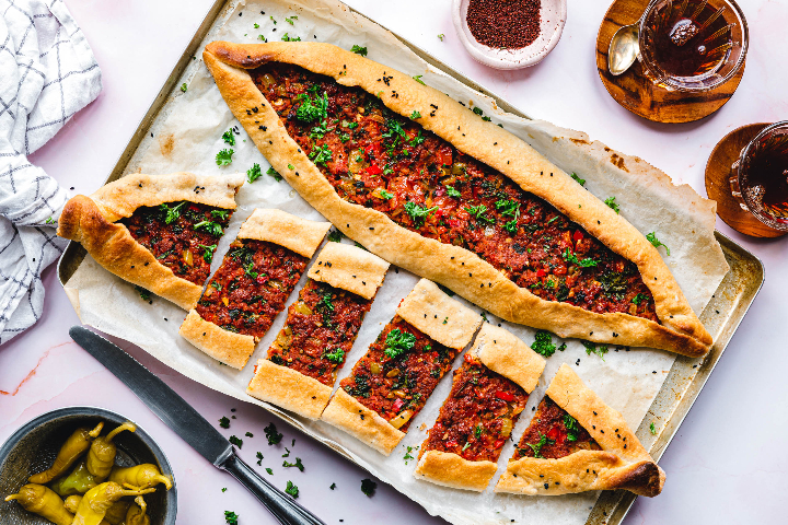 Pide Sucuk - Food Point 13