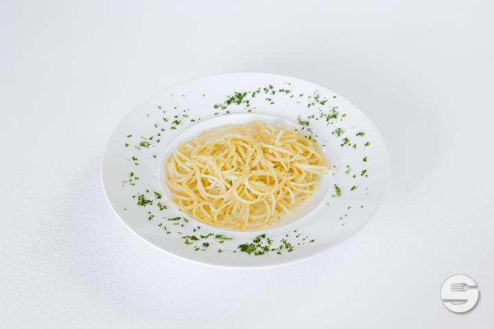 Spaghetti Cacio & Pepe - Auberge de Vandoeuvres