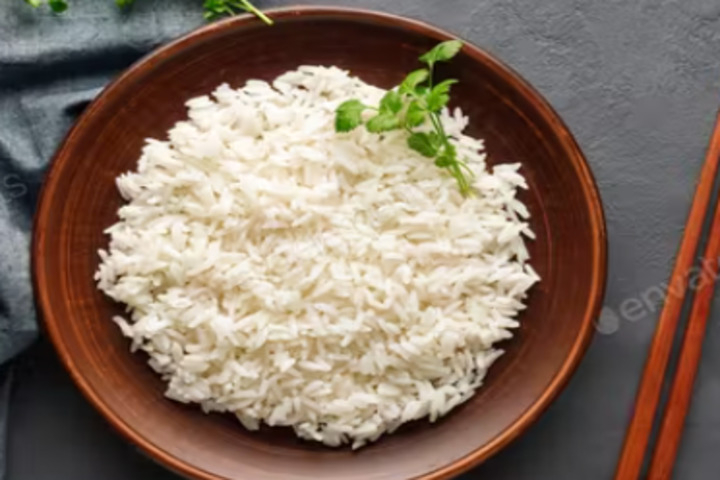 R002 Vegetarian Fried Rice from Chef - Asia Restaurant Turandot