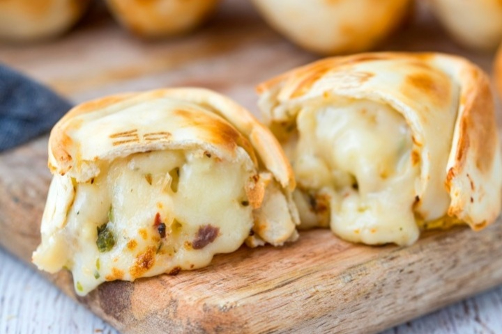 Empanadas Cipolla e Formaggio - size L - Pata Negra