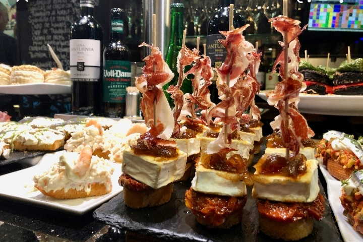 Pintox de Seville - Pata Negra