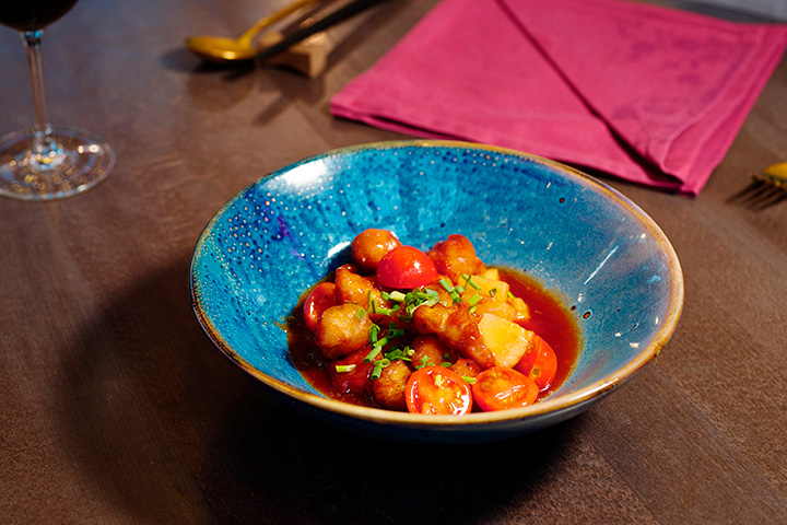 Gu Lao Rou - Far East