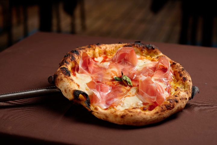 Crudo - Una pizza
