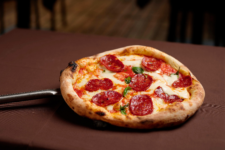 Salame Piccante - Una pizza