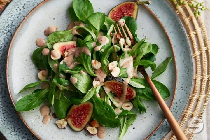 Nüssli Salat - 32Corner