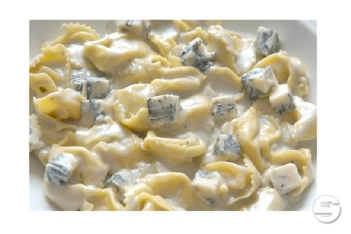 Pasta Gorgonzola - 32Corner