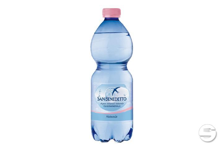 San Benedetto Eau Plate - L'Olivella