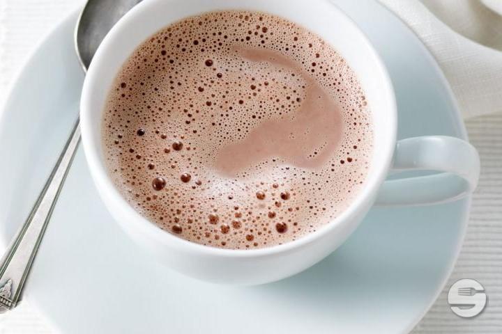 Chocolat Chaud - Petit-Déjeuner aux Parfums de Beyrouth Grill