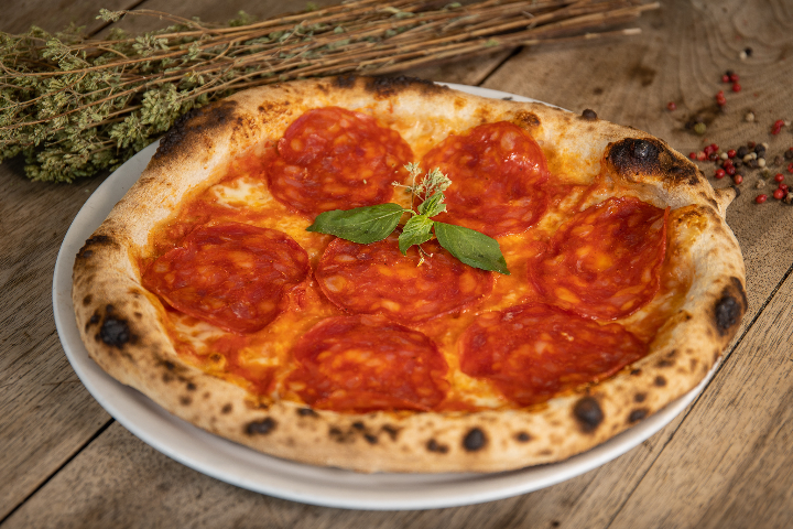 Pizza Beef Salami - Holzhofen Pizzakurier
