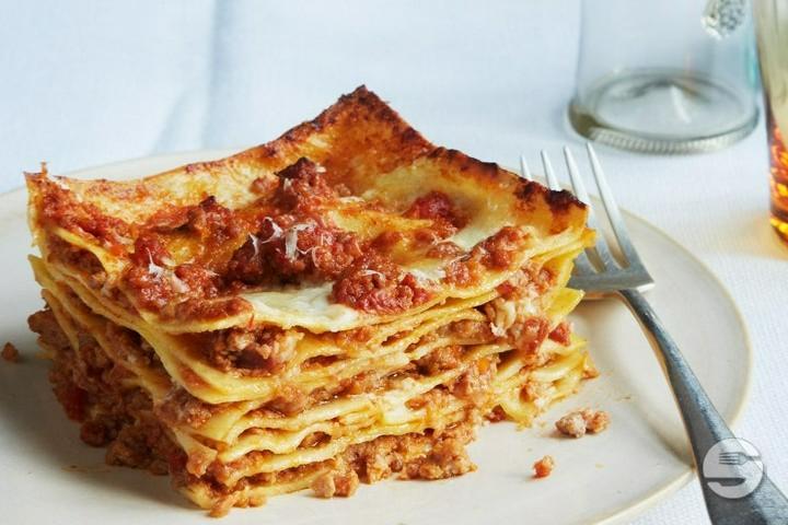 Lasagne al Forno - Holzhofen Pizzakurier