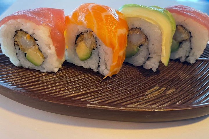 36. Uramaki Rainbow Dragon - Mo Sushi & Dim Sum