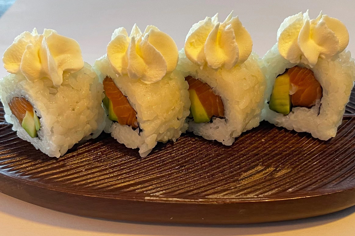 37. Uramaki Philadelphia - Mo Sushi & Dim Sum