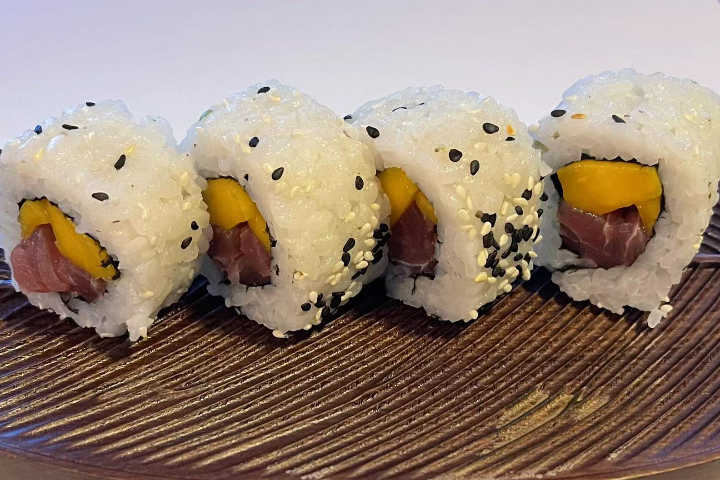 41. Uramaki Maguro - Mo Sushi & Dim Sum