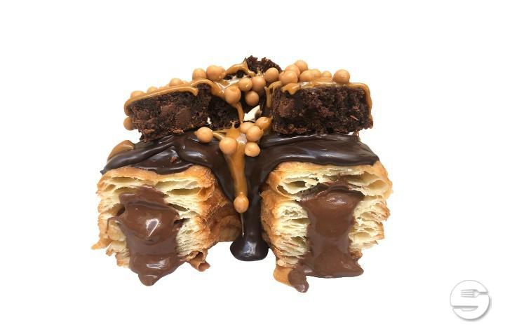 Salted Brownie Cross - Royal Donuts Luzern